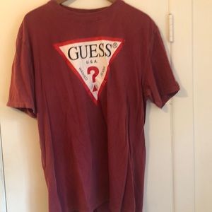 red guess tee shirt